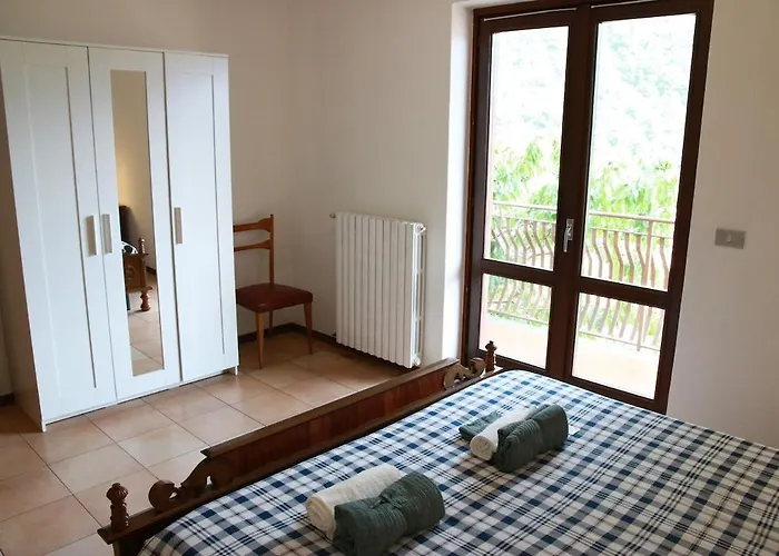 Casa Irene شقة Civo